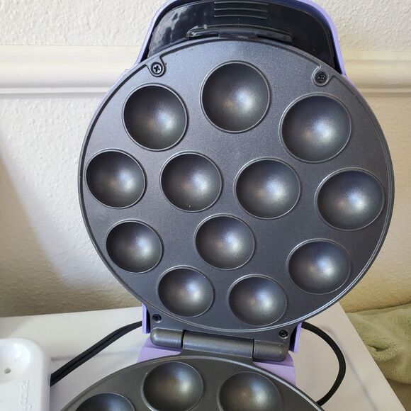 Babycakes Cake Pop Maker #CP-94LV, Stand, Filling Injector, Fork, Pop Sticks - Picture 13 of 16